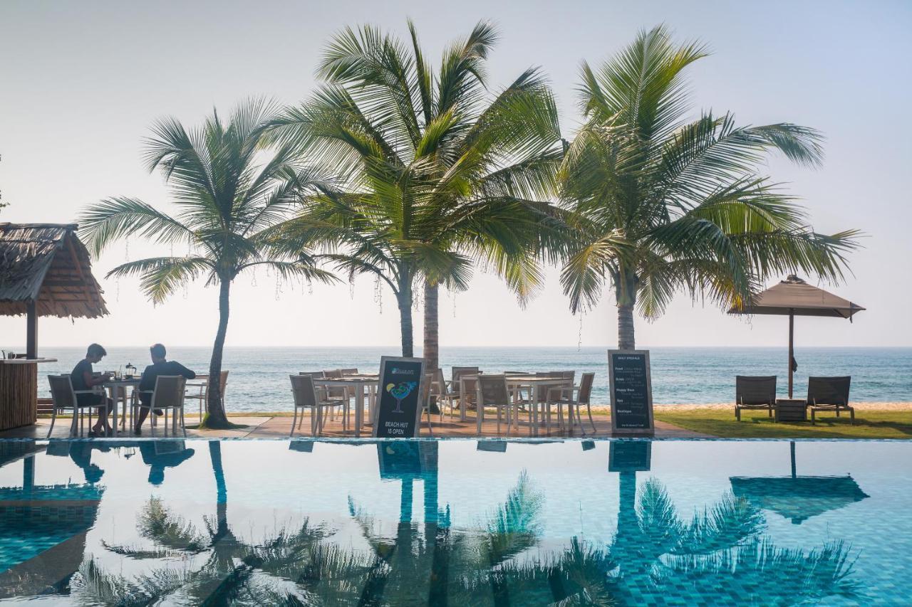 Sri Sharavi Beach Villas & Spa - With 43 Metre Saltwater Infinity Pool Mirissa Zewnętrze zdjęcie