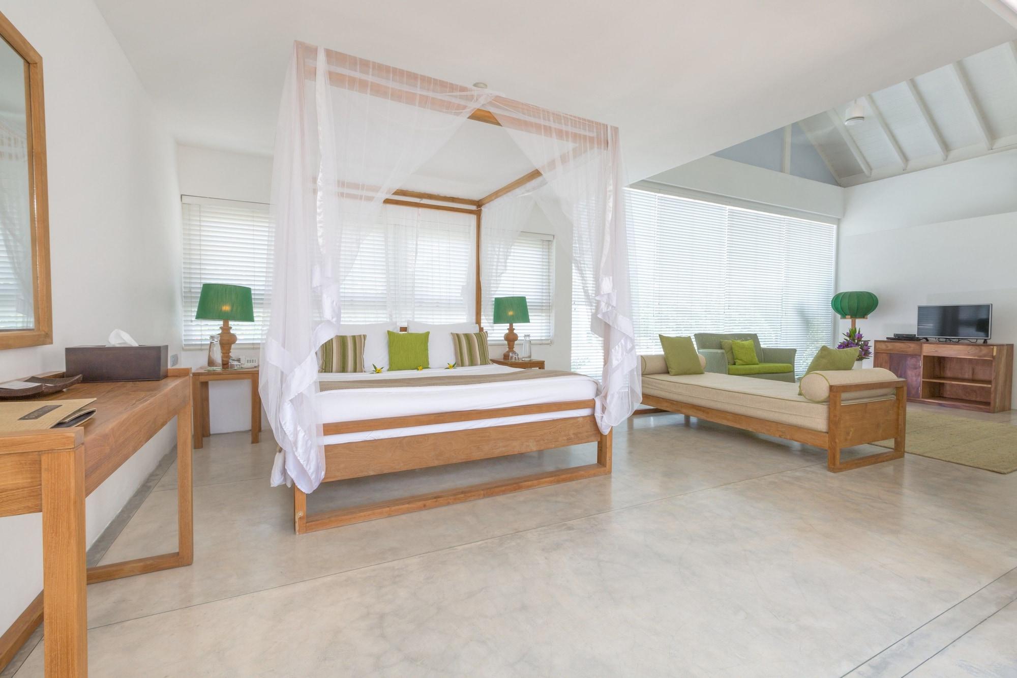 Sri Sharavi Beach Villas & Spa - With 43 Metre Saltwater Infinity Pool Mirissa Zewnętrze zdjęcie