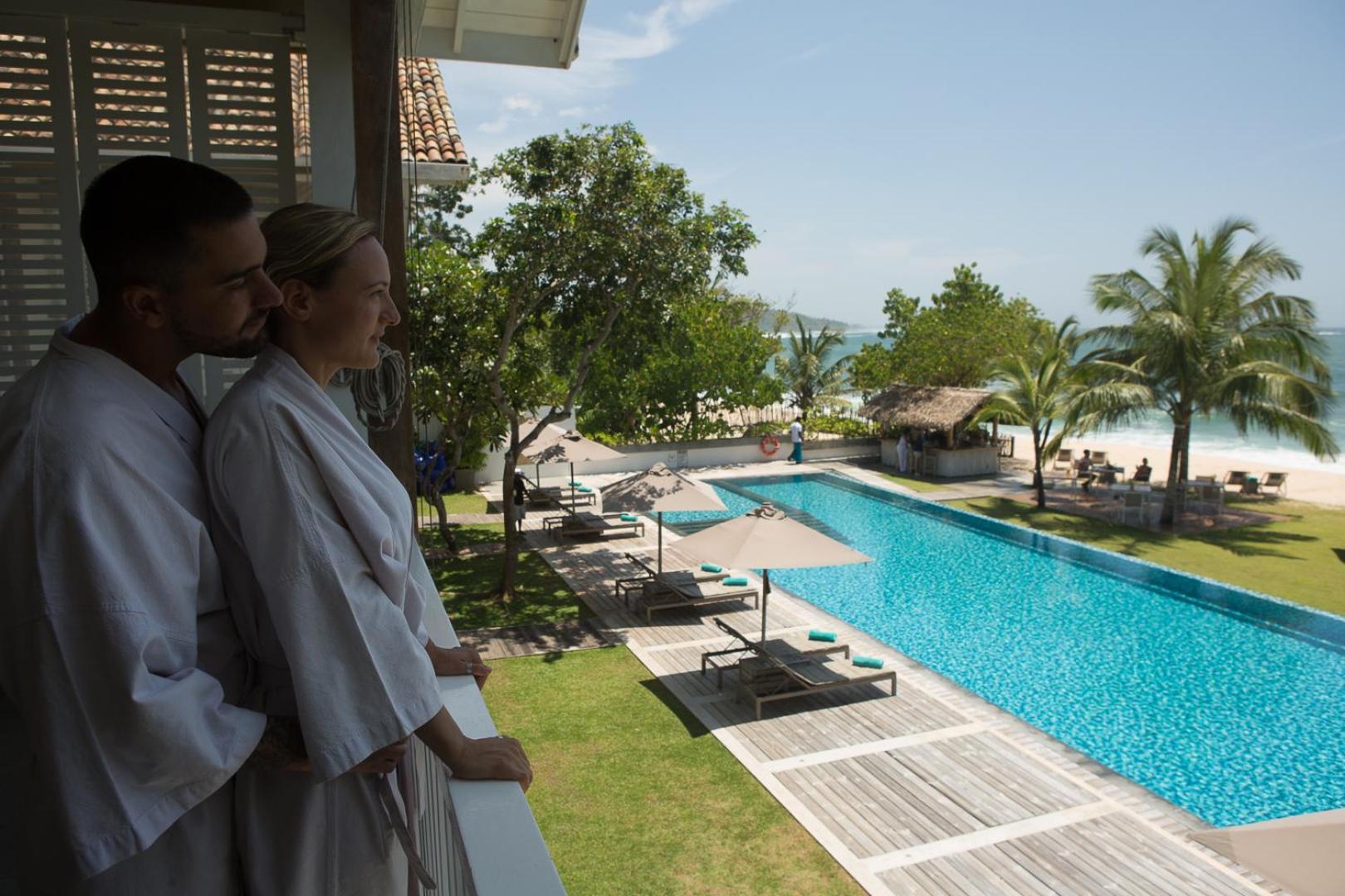 Sri Sharavi Beach Villas & Spa - With 43 Metre Saltwater Infinity Pool Mirissa Zewnętrze zdjęcie