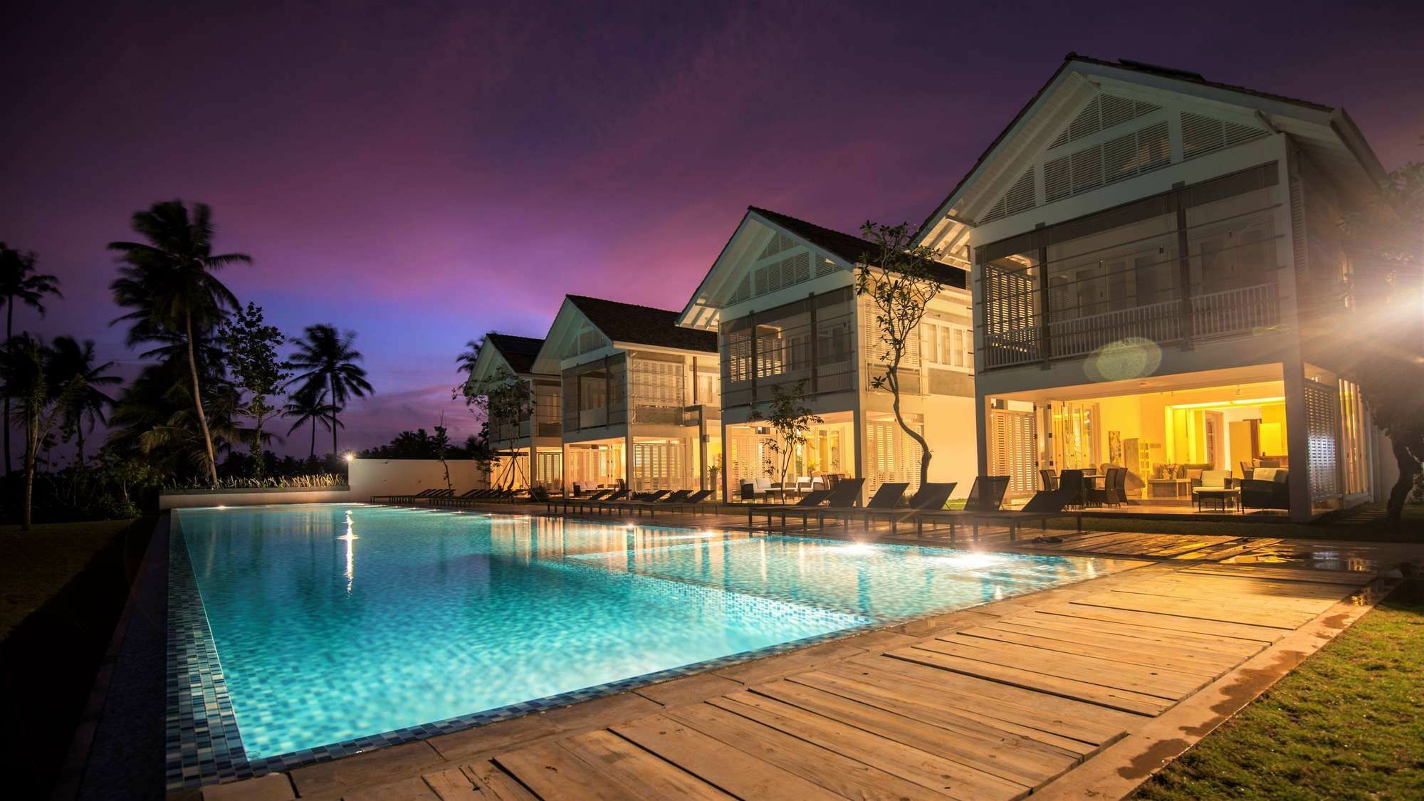 Sri Sharavi Beach Villas & Spa - With 43 Metre Saltwater Infinity Pool Mirissa Zewnętrze zdjęcie