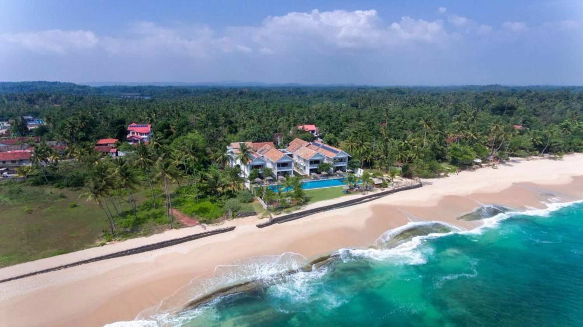 Sri Sharavi Beach Villas & Spa - With 43 Metre Saltwater Infinity Pool Mirissa Zewnętrze zdjęcie
